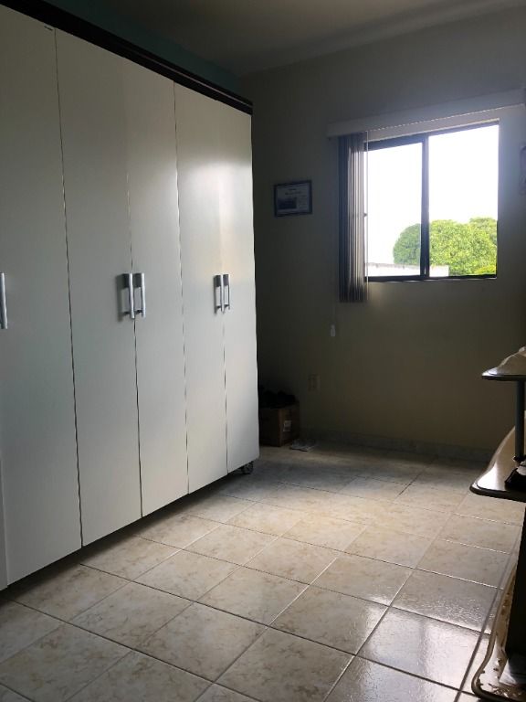 Apartamento à venda com 4 quartos, 105m² - Foto 11