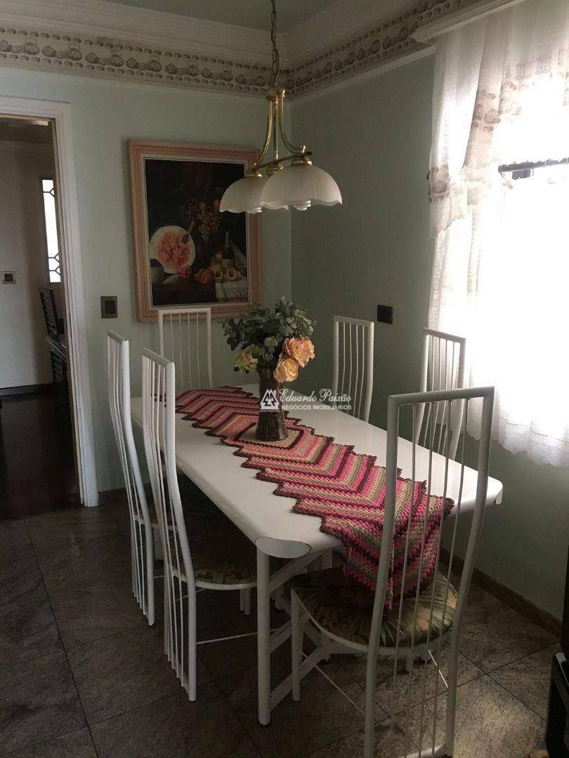 Apartamento à venda com 4 quartos, 230m² - Foto 11