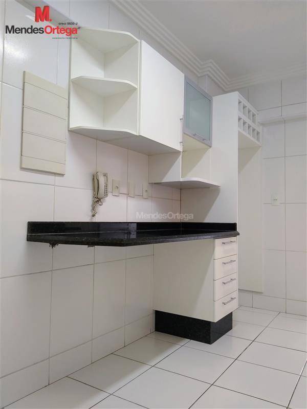 Apartamento para alugar com 3 quartos, 100m² - Foto 14