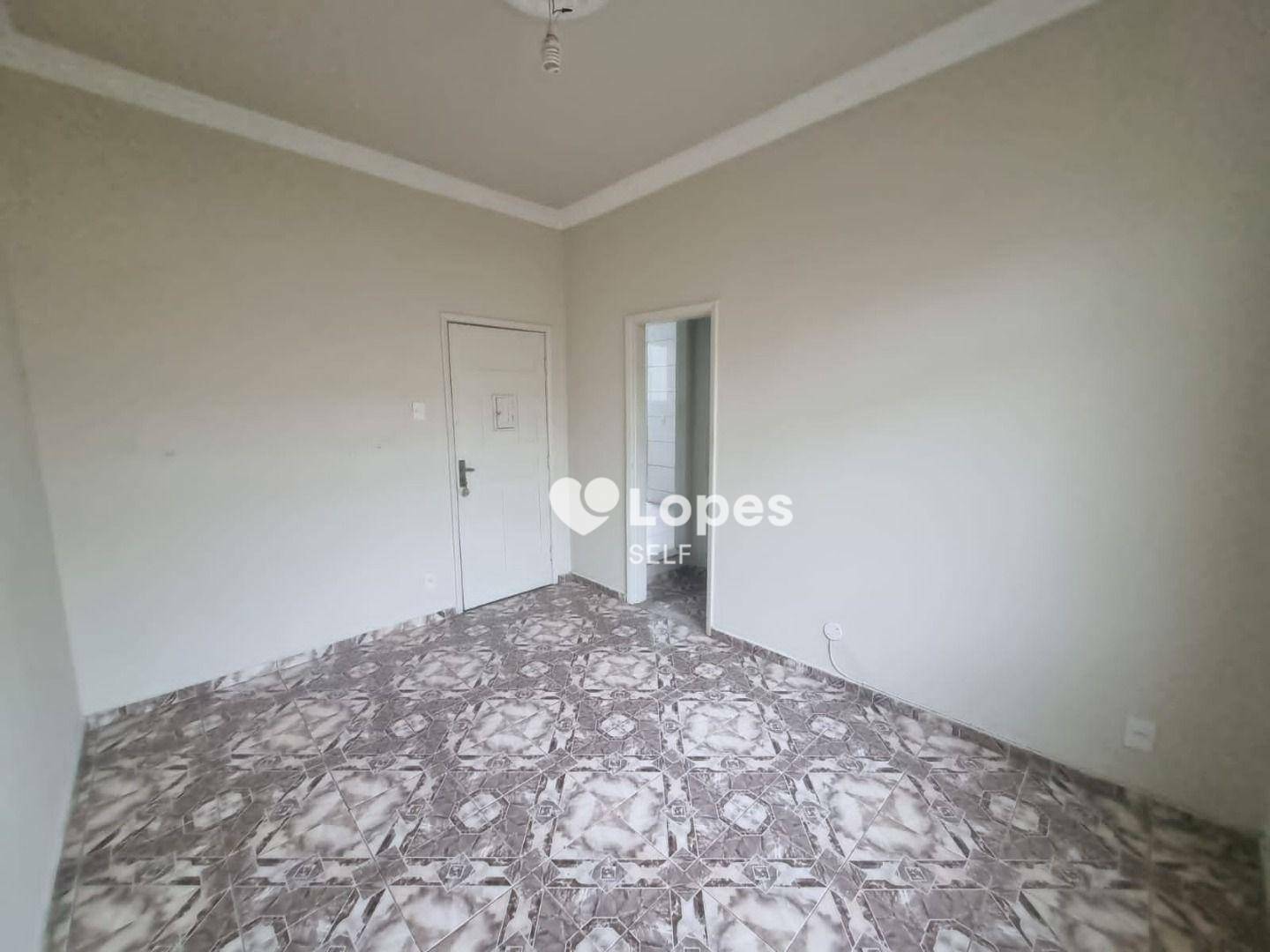 Apartamento à venda com 1 quarto, 42m² - Foto 2