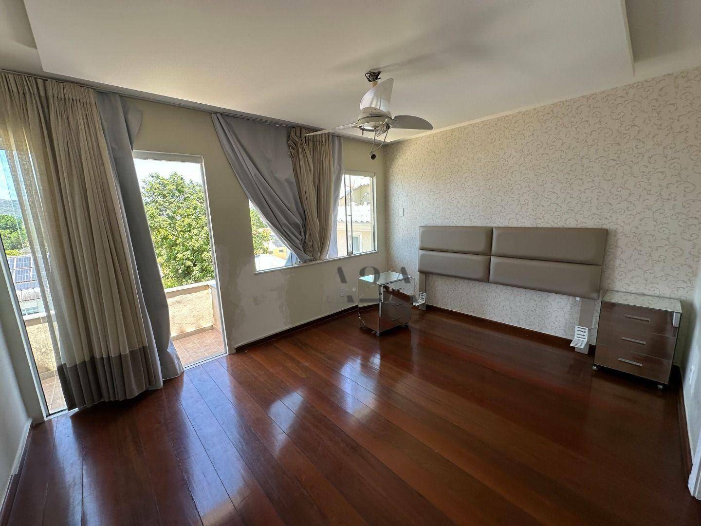 Casa de Condomínio à venda com 4 quartos, 292m² - Foto 19