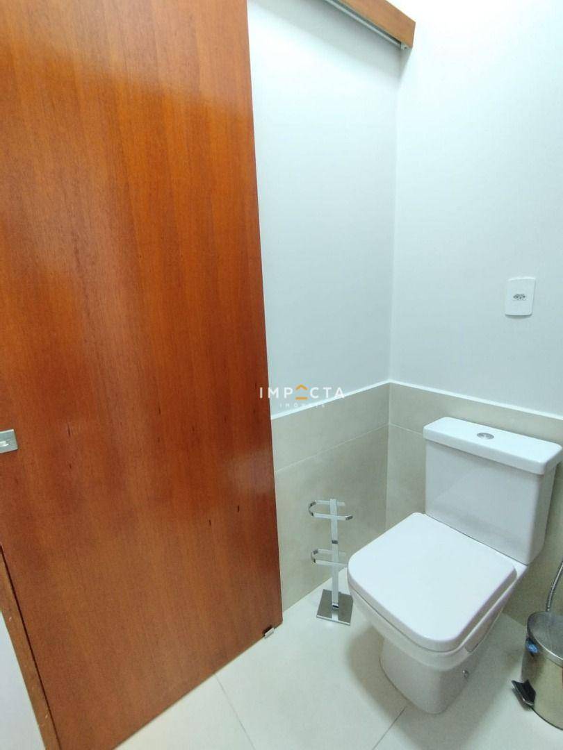 Casa à venda com 3 quartos, 239m² - Foto 15