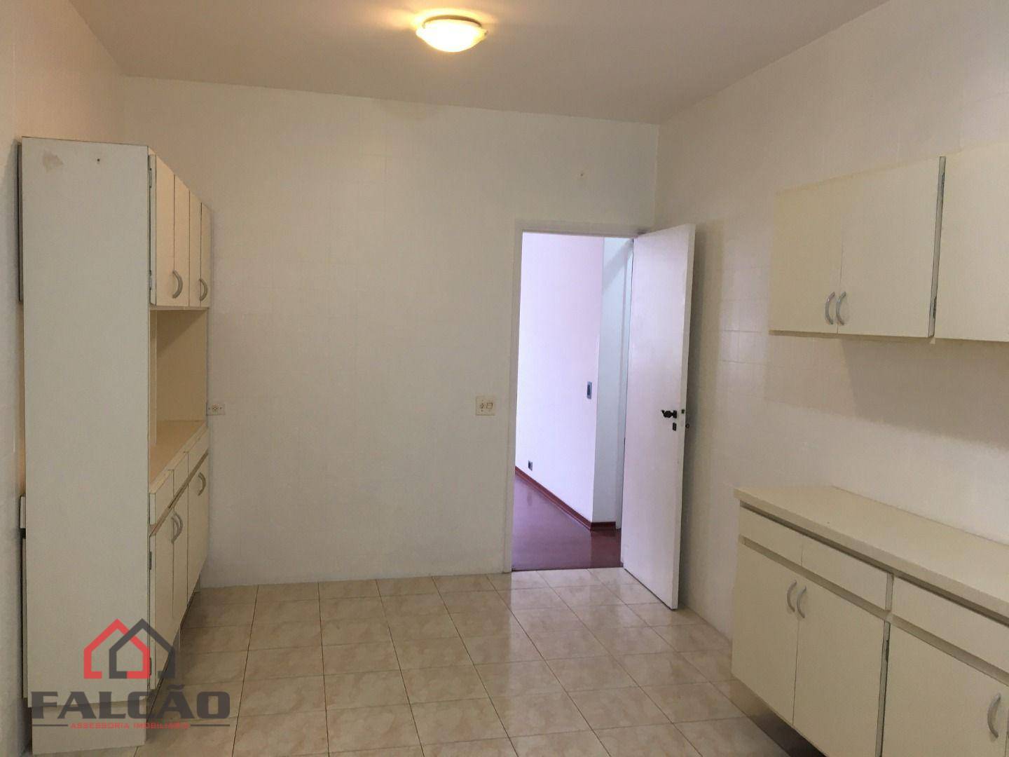 Apartamento à venda com 2 quartos, 124m² - Foto 9