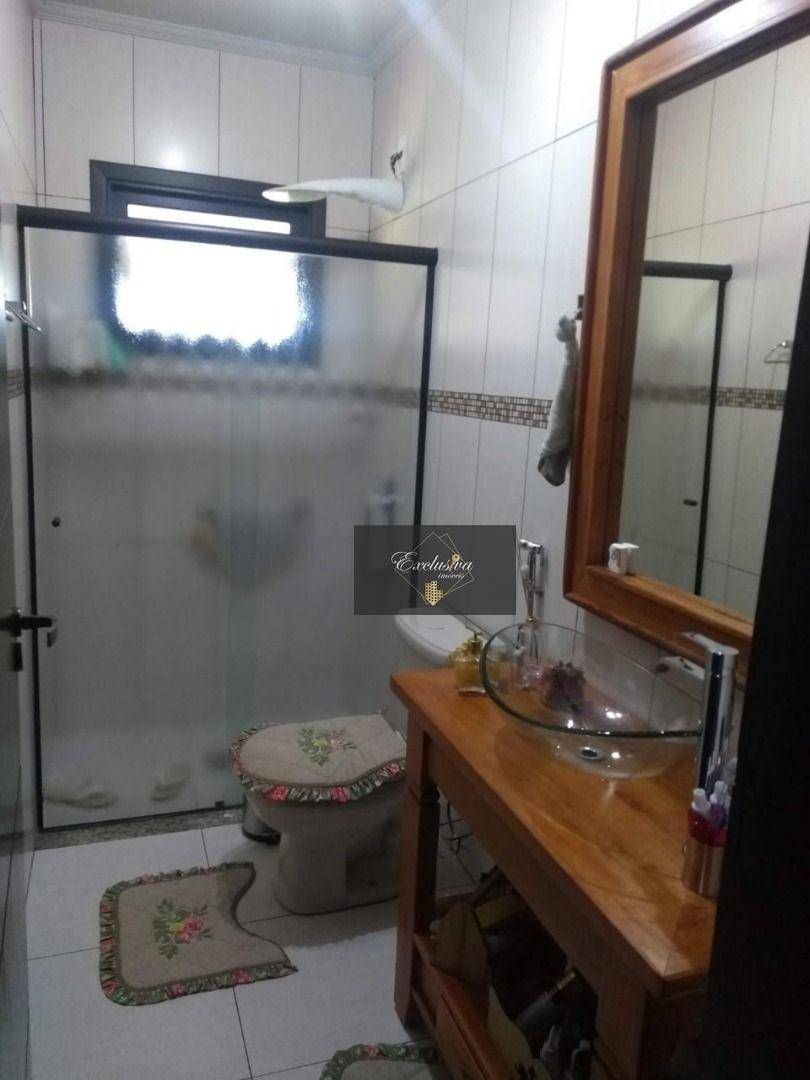 Chácara à venda com 4 quartos, 370m² - Foto 17