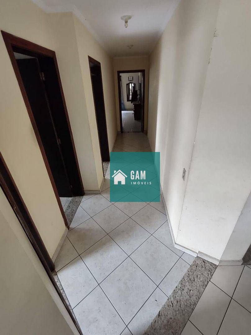 Sobrado à venda com 4 quartos, 200m² - Foto 8