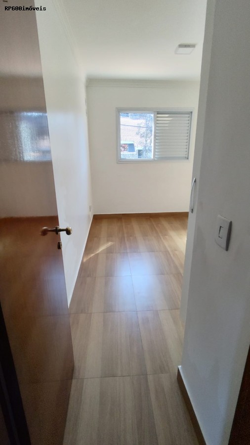 Casa para alugar com 4 quartos, 560m² - Foto 33