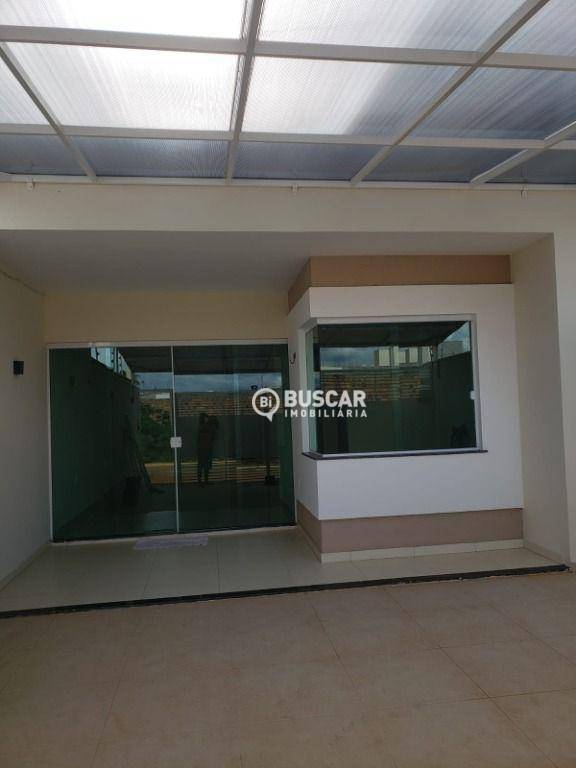 Casa à venda com 3 quartos, 110m² - Foto 2