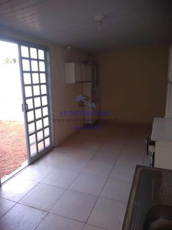 Casa à venda com 2 quartos, 208m² - Foto 3