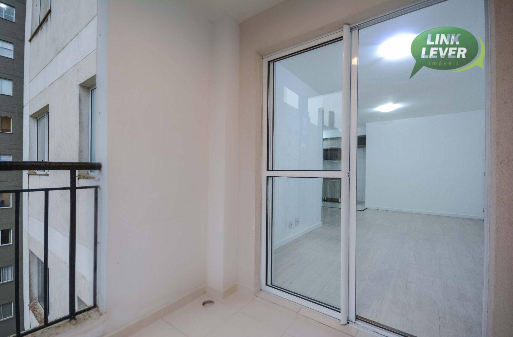 Apartamento para alugar com 2 quartos, 62m² - Foto 13