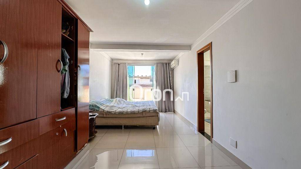 Sobrado à venda com 5 quartos, 317m² - Foto 13