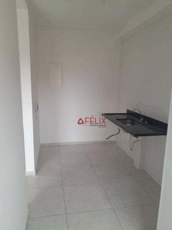 Apartamento à venda com 2 quartos, 68m² - Foto 5