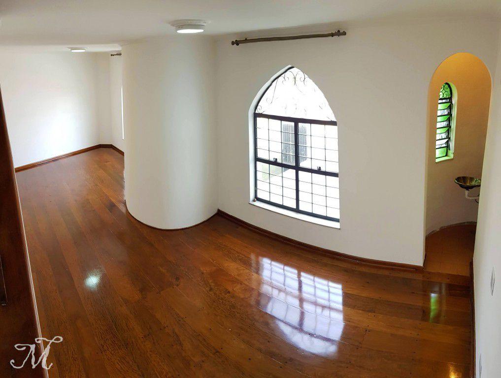 Casa à venda com 4 quartos, 285m² - Foto 4