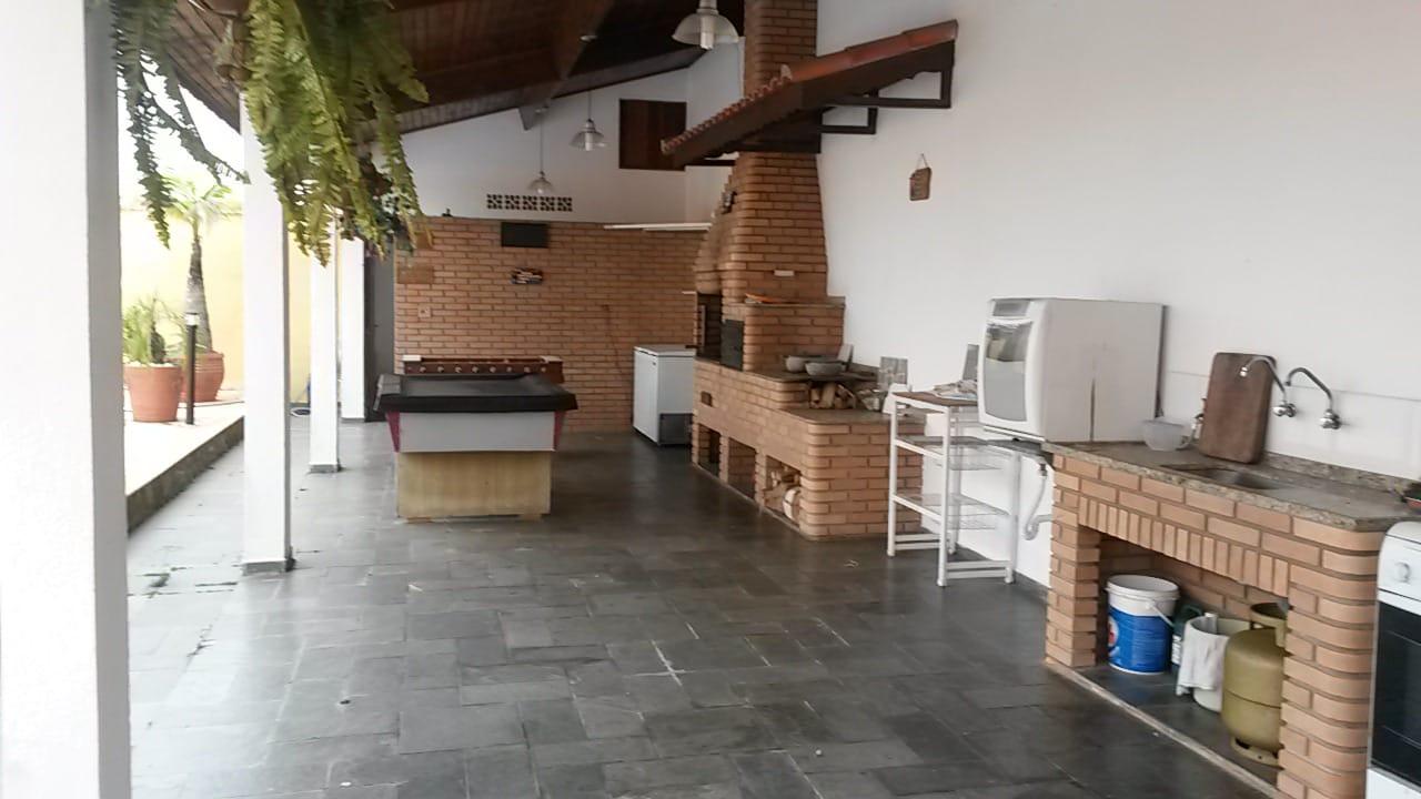 Casa à venda com 3 quartos, 420m² - Foto 6