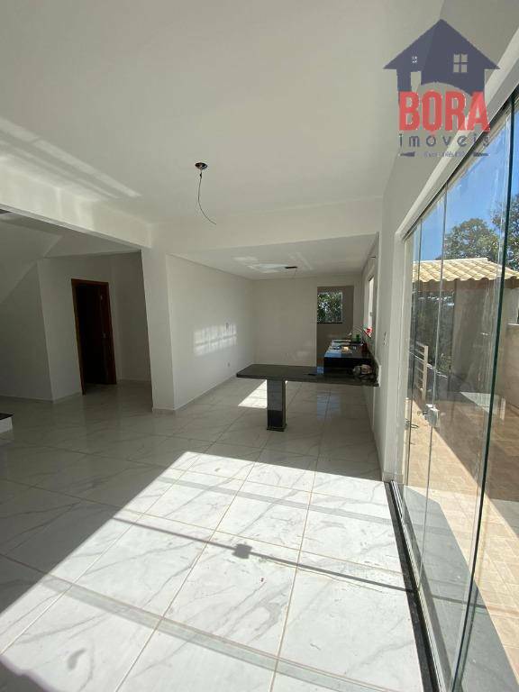 Casa de Condomínio à venda com 3 quartos, 220m² - Foto 14