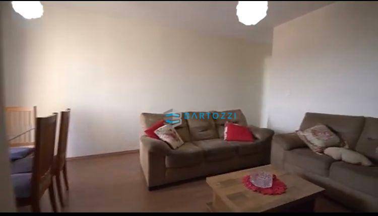 Apartamento à venda e aluguel com 3 quartos, 72m² - Foto 1