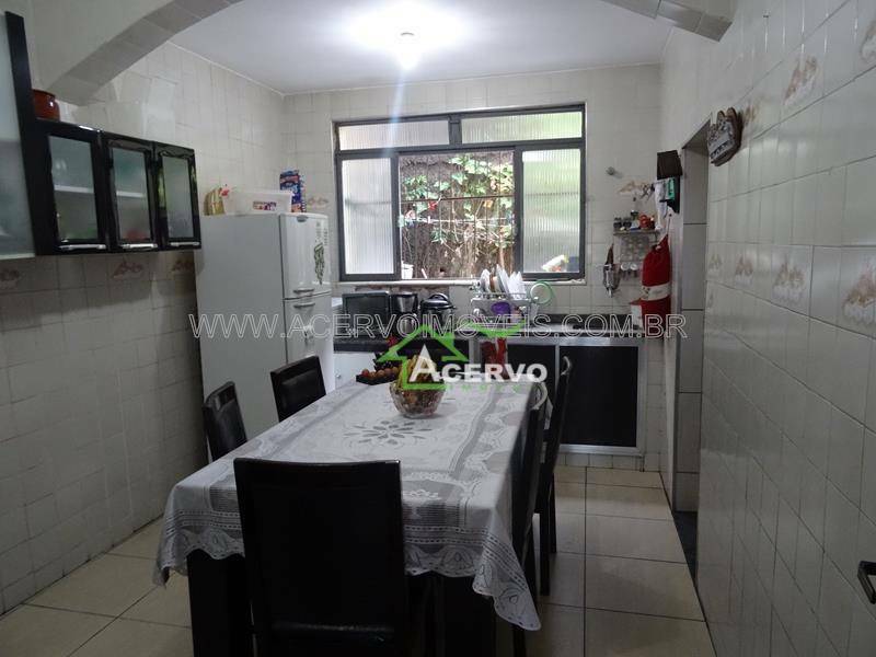 Casa à venda com 3 quartos, 108m² - Foto 5