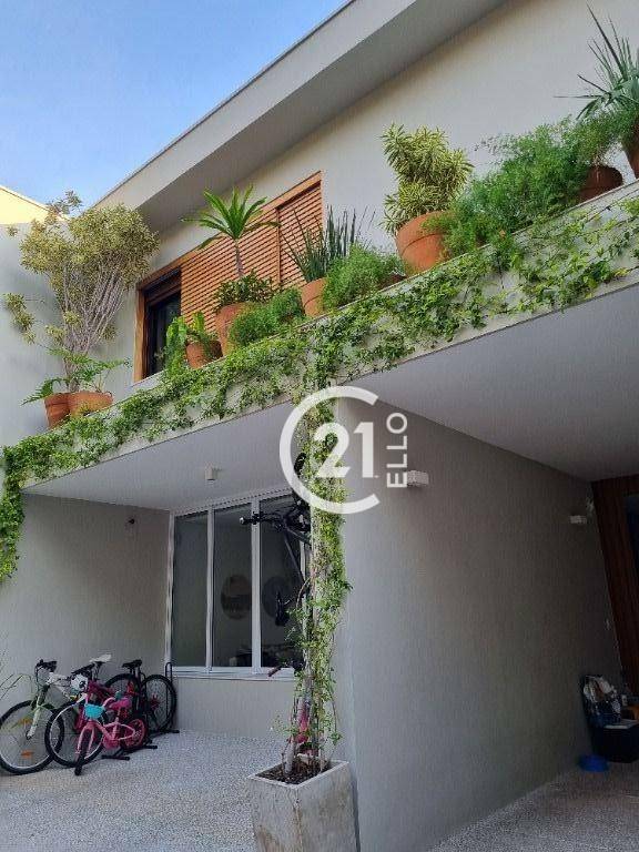 Casa de Condomínio para alugar com 3 quartos, 243m² - Foto 5