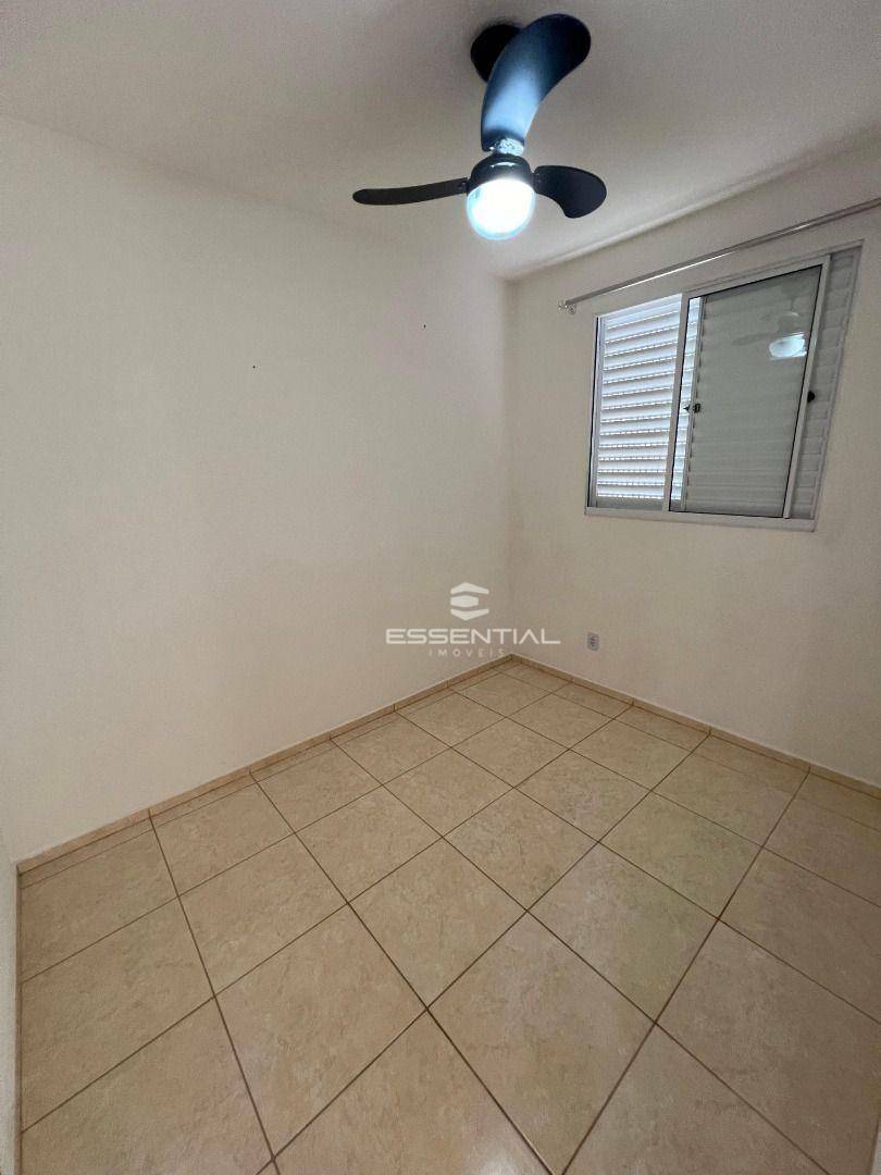 Apartamento à venda com 2 quartos, 50m² - Foto 12