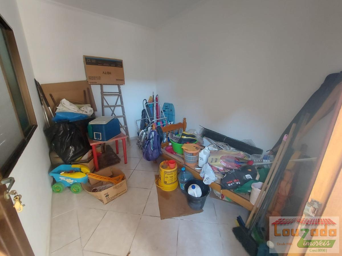 Casa à venda com 3 quartos, 288m² - Foto 18