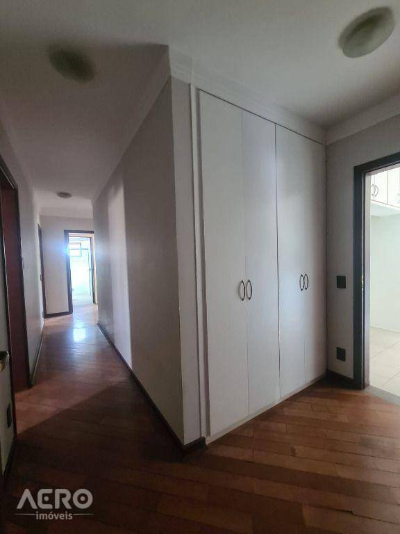 Apartamento à venda com 4 quartos, 200m² - Foto 16