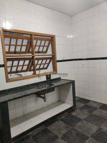 Casa para alugar com 2 quartos, 130m² - Foto 8
