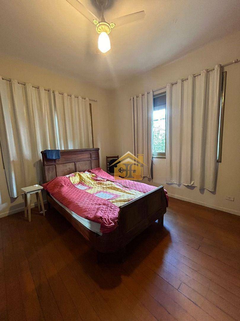 Casa para alugar com 3 quartos, 120m² - Foto 12