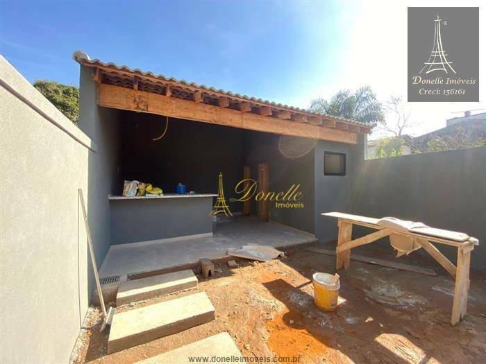 Casa à venda com 3 quartos, 267m² - Foto 14