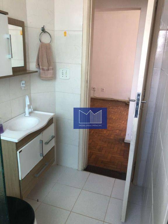 Apartamento à venda com 2 quartos, 70m² - Foto 42