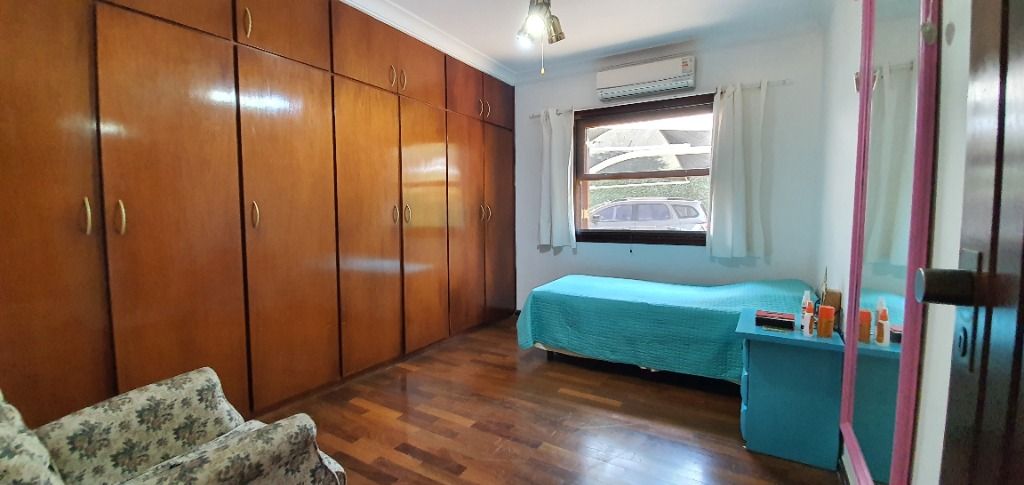 Casa de Condomínio à venda e aluguel com 3 quartos, 400m² - Foto 46