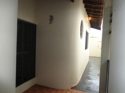 Casa à venda e aluguel com 3 quartos, 240m² - Foto 17