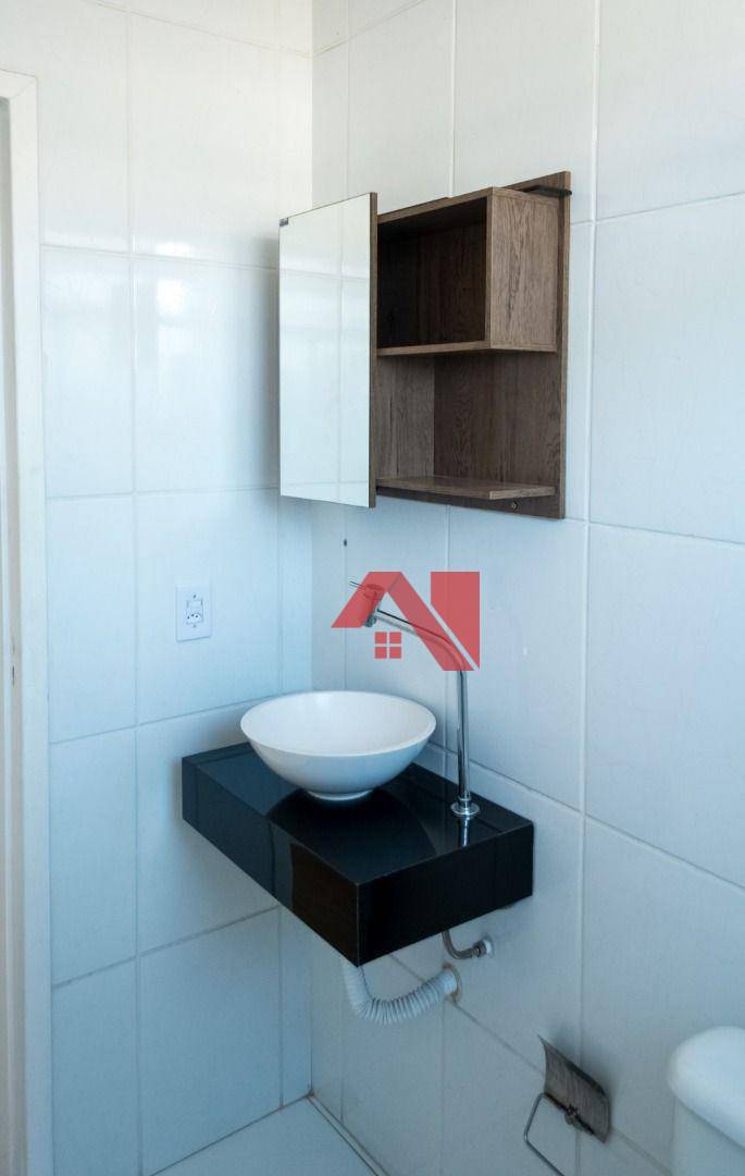 Apartamento à venda com 2 quartos, 65m² - Foto 3