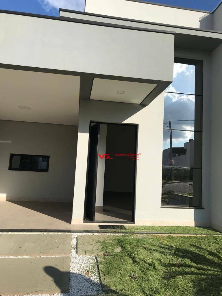 Casa de Condomínio à venda com 3 quartos, 140m² - Foto 1