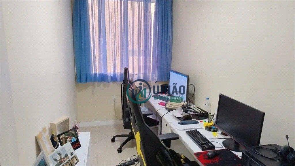 Apartamento à venda com 3 quartos, 120m² - Foto 5