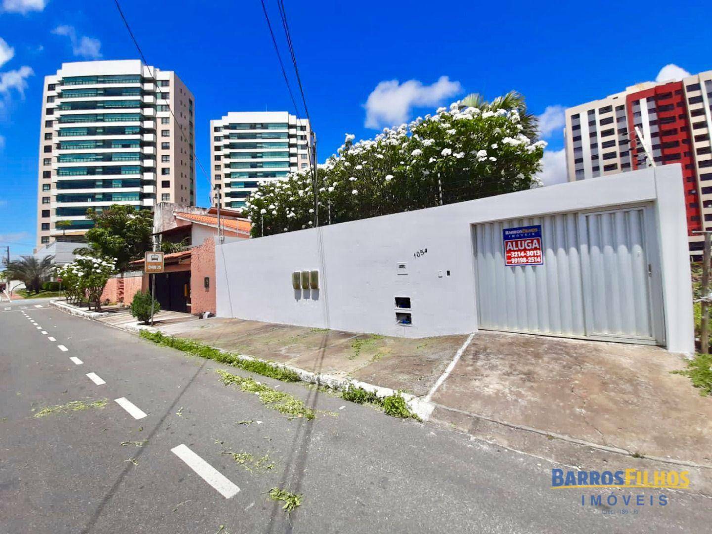 Casa para alugar com 3 quartos, 100m² - Foto 2