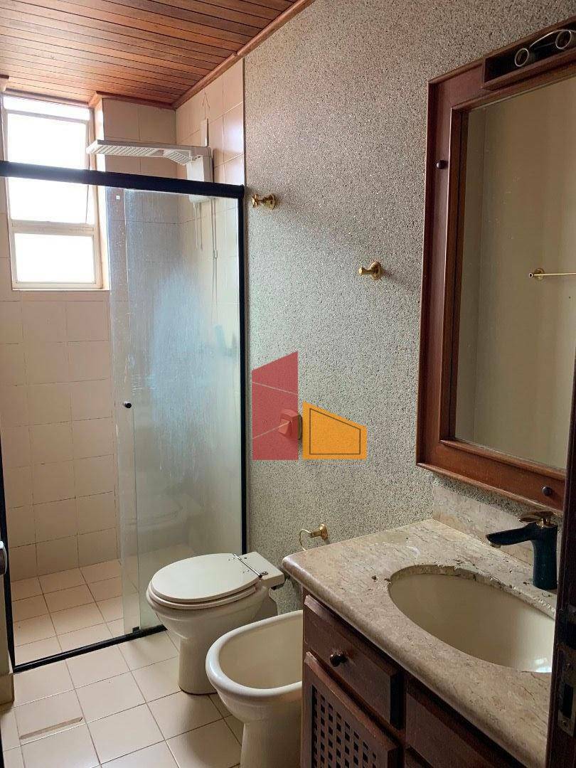 Apartamento à venda com 4 quartos, 195m² - Foto 22