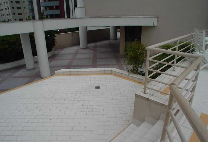 Apartamento à venda com 3 quartos, 198m² - Foto 8