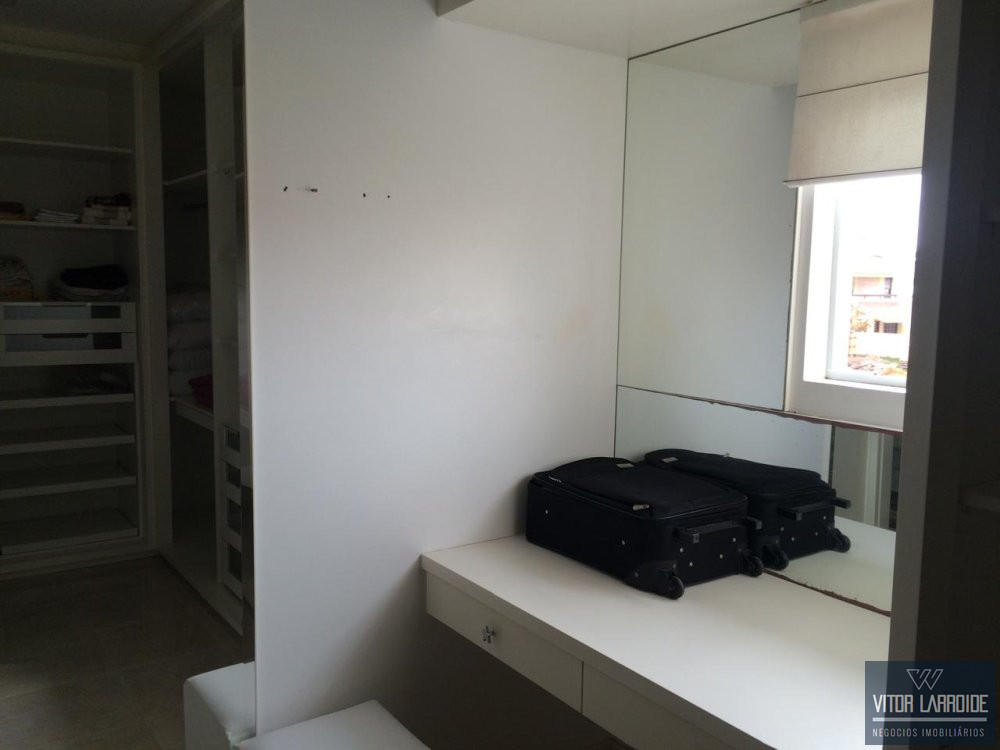 Casa à venda com 3 quartos, 290m² - Foto 2