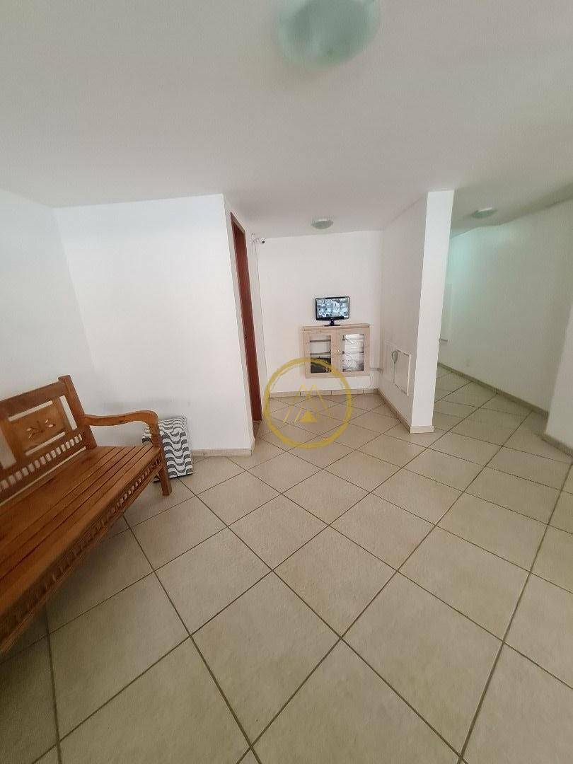 Apartamento à venda com 2 quartos, 64m² - Foto 3