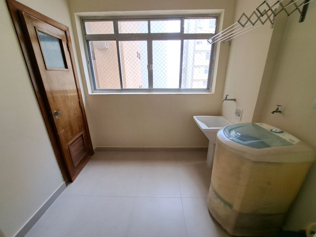 Apartamento à venda com 3 quartos, 140m² - Foto 21