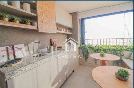 Apartamento à venda com 2 quartos, 67m² - Foto 4