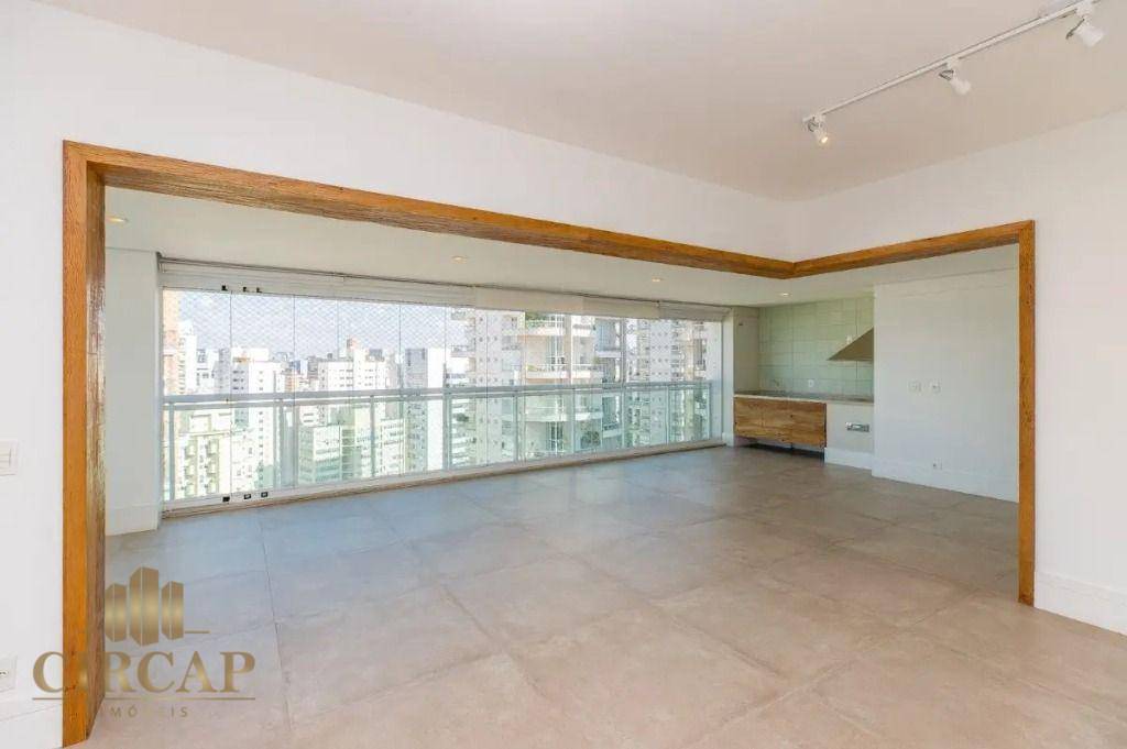 Apartamento à venda com 3 quartos, 160m² - Foto 5