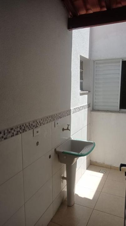 Casa à venda com 2 quartos, 75m² - Foto 14