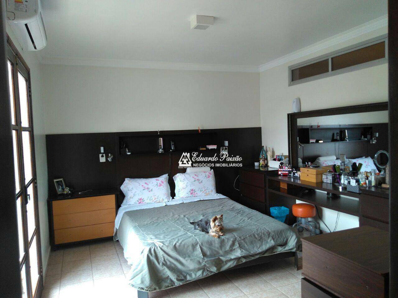 Sobrado à venda com 3 quartos, 236m² - Foto 11