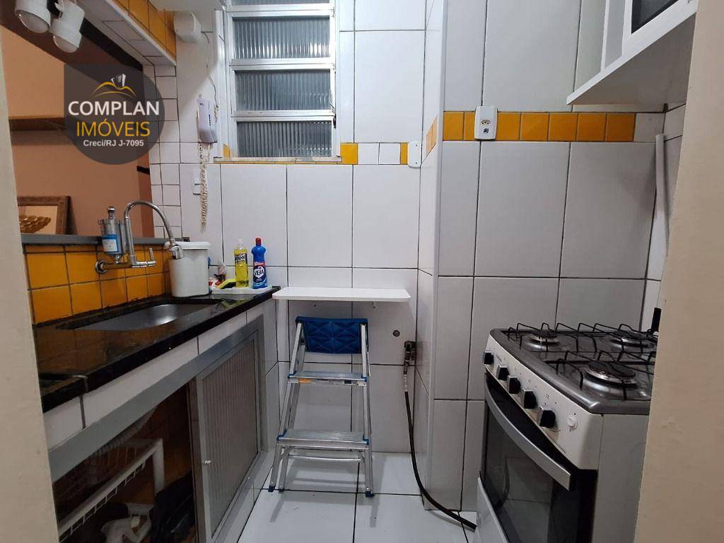 Apartamento para alugar com 1 quarto, 40m² - Foto 11