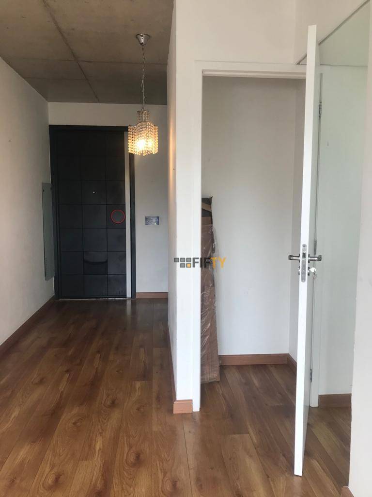 Apartamento para alugar com 2 quartos, 70m² - Foto 12