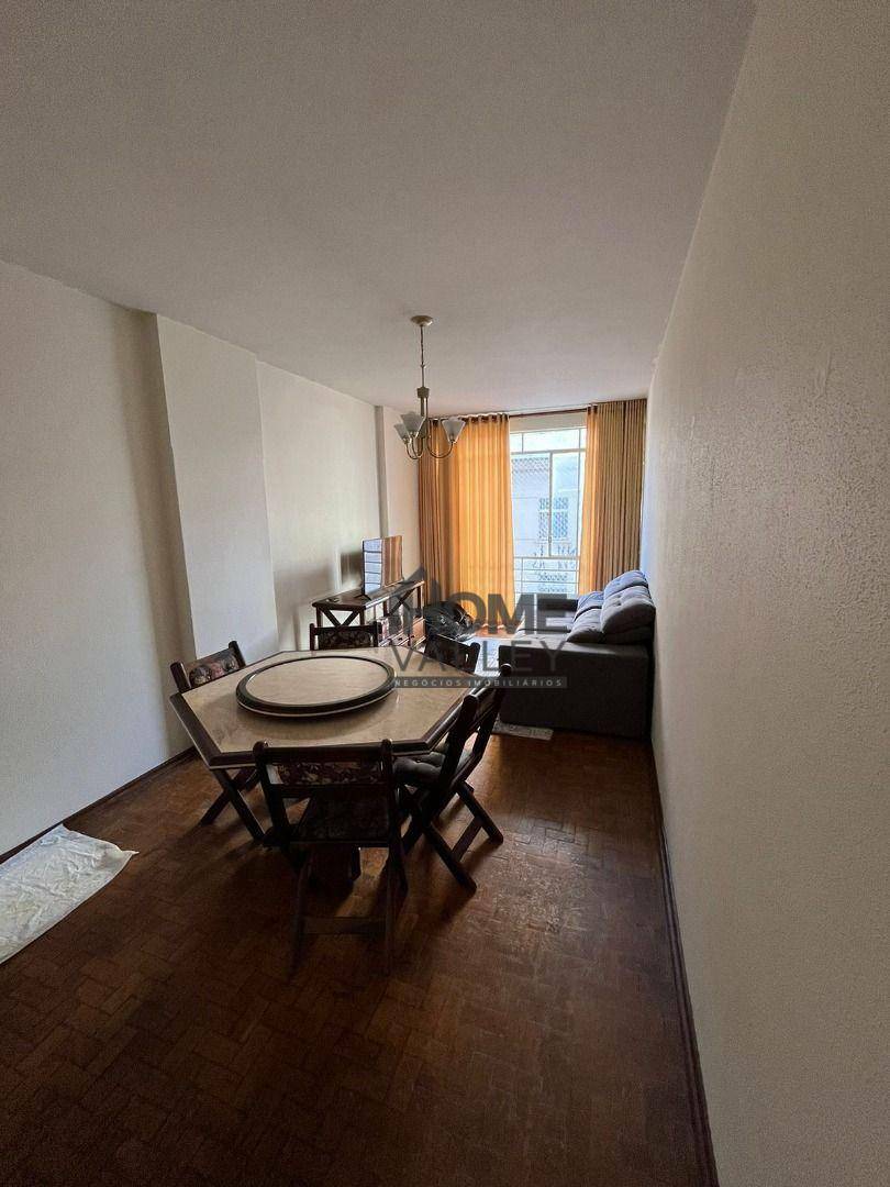 Apartamento à venda com 3 quartos, 123m² - Foto 7