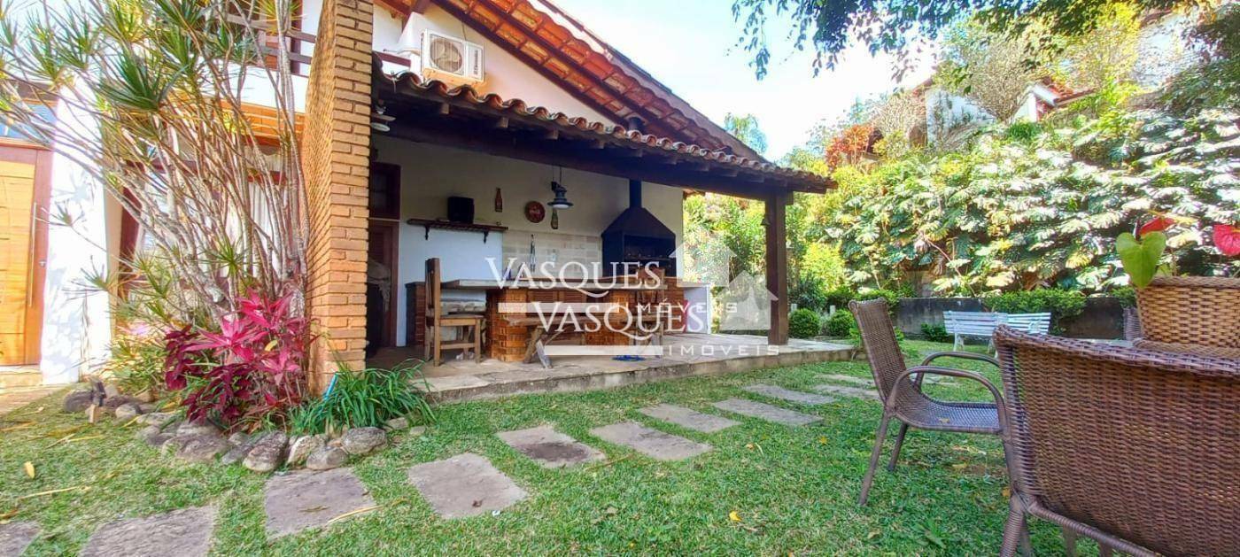 Casa de Condomínio à venda com 4 quartos, 330m² - Foto 3