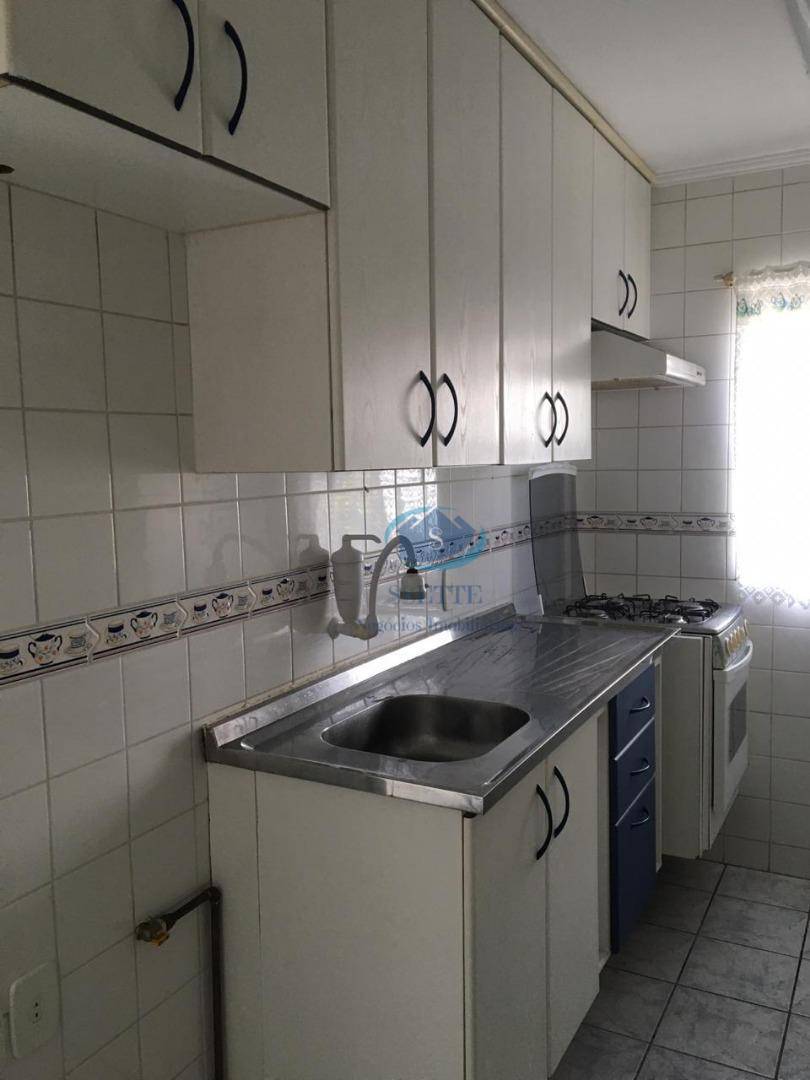 Apartamento à venda com 2 quartos, 60m² - Foto 12