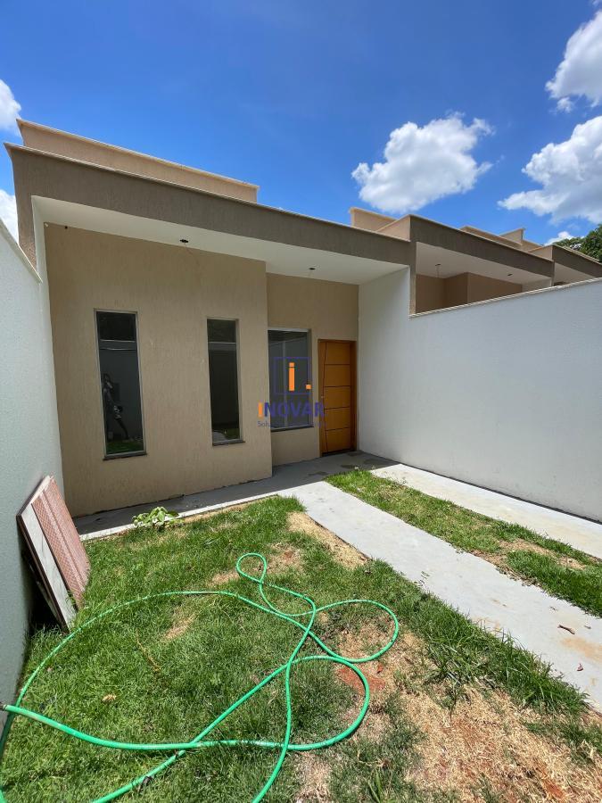 Casa à venda com 3 quartos, 150m² - Foto 3