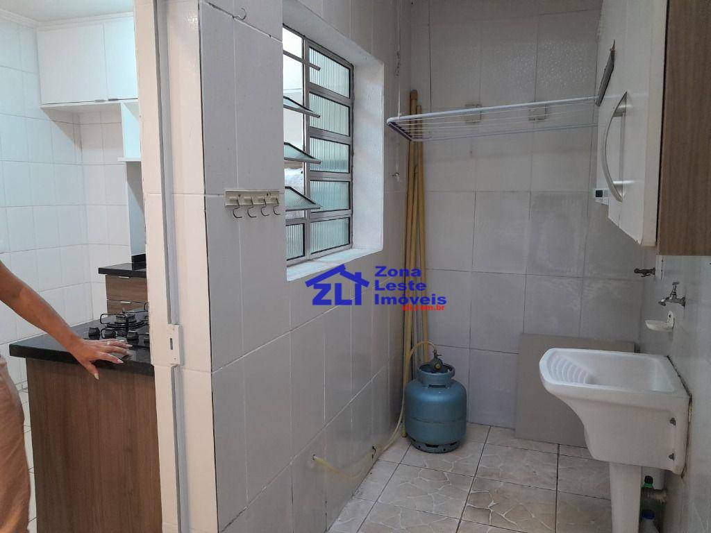 Casa à venda com 2 quartos, 72m² - Foto 11